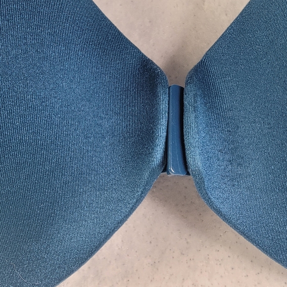 Victoria's Secret Racerback Demi Bra 38c Blue/Teal Underwire Nylon/Spandex Blend - Picture 4 of 8